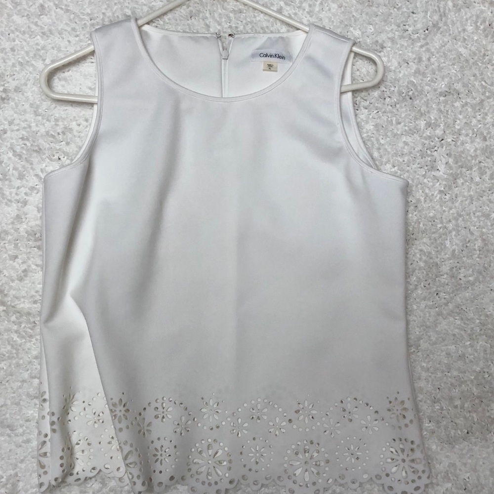 Calvin Klein White large petite sleeveless top